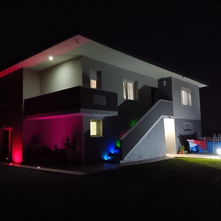 Hotel La Famiglia Doppia Ca Bianca Exteriér fotografie